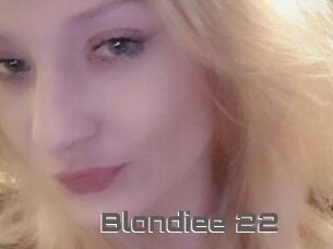 Blondiee_22