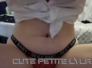 CUTE_PETITE_LYLA