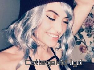 Collegekid_lyd