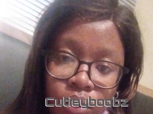 Cutieyboobz
