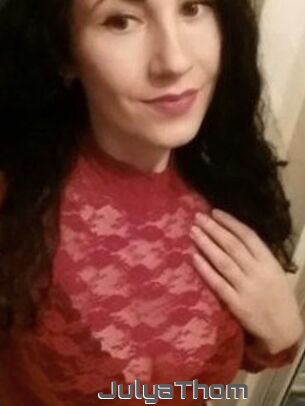 JulyaThom