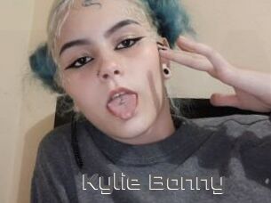 Kylie_Bonny