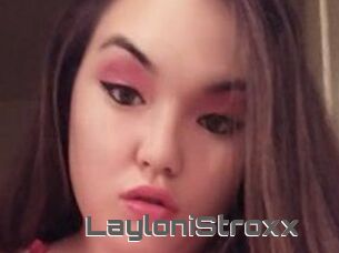 LayloniStroxx