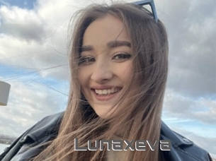 Lunaxeva