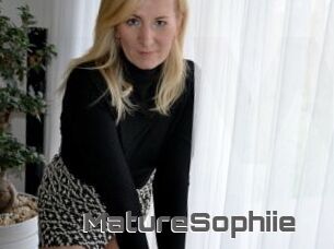 MatureSophiie