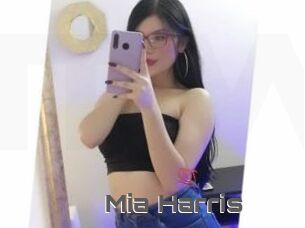 Mia_Harris
