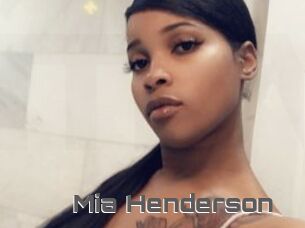 Mia_Henderson