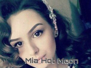 Mia_Hot_Moon