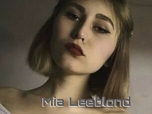 Mia_Leeblond