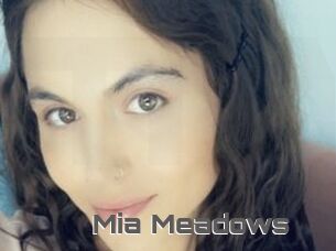 Mia_Meadows