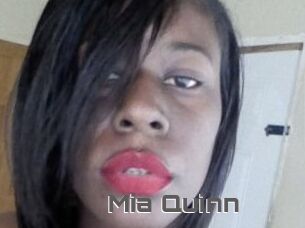 Mia_Quinn