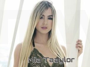 Mia_Taaylor