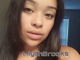 Miyah_Brooks