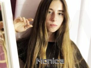 Monica_