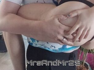 MrsAndMr29