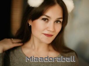 Miaadoraball
