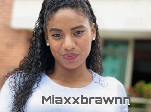 Miaxxbrawnn