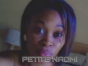PETITE_NAOMI